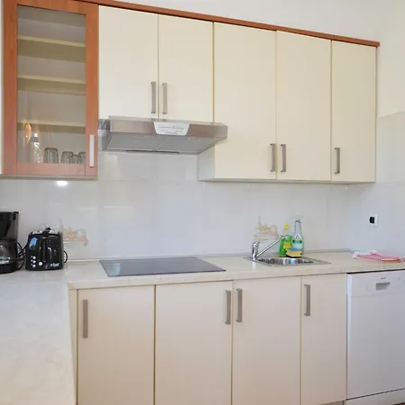 아파트 Elegant And Brigth Corner