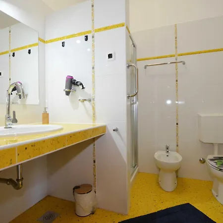 Elegant And Brigth Corner Апартаменты Ровинь